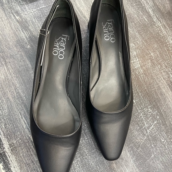 Women’s size 8 Franco Sarto heels - Picture 3 of 8